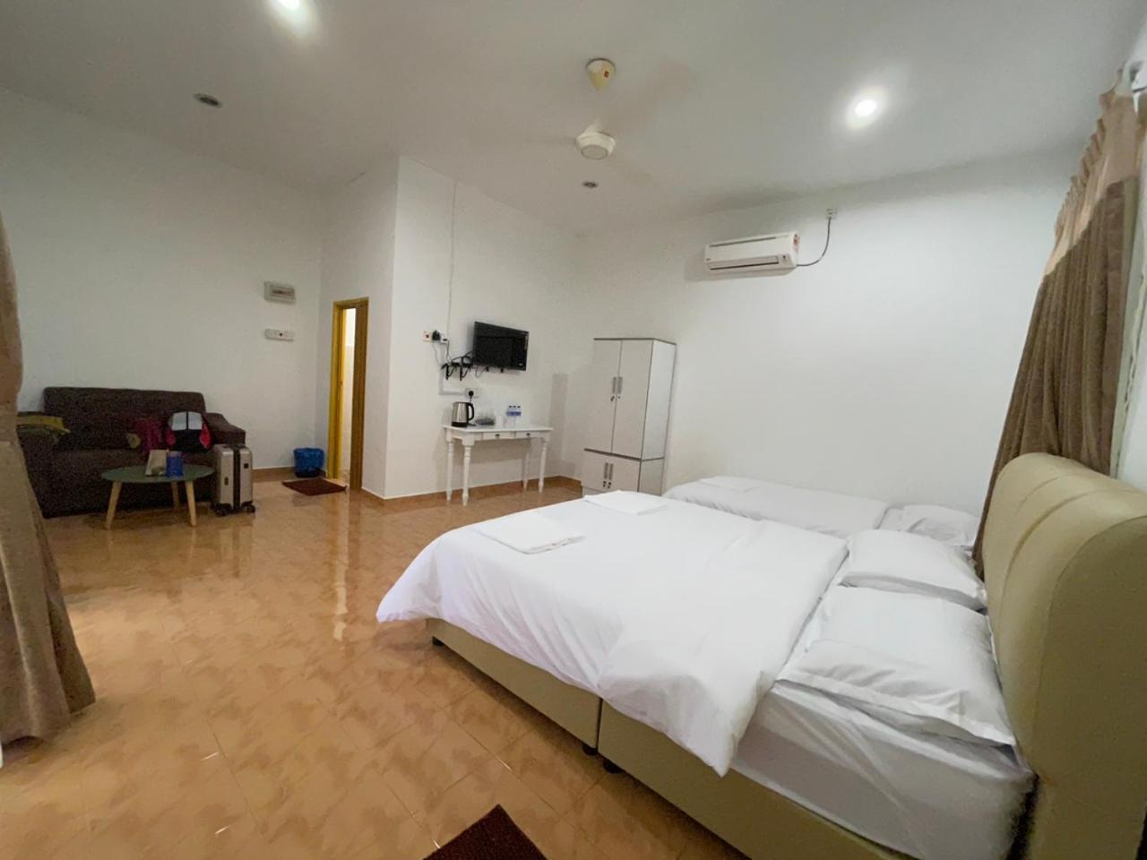 Teratak Al Qarni Hotel Jitra Kültér fotó